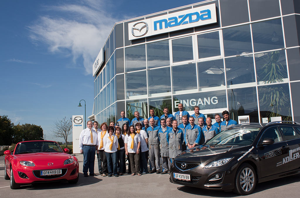 Das neue Mazda Logo schmückt unser Haus und das KOLLER Team wächst - Autohaus Koller | Mazda & Ford Händler